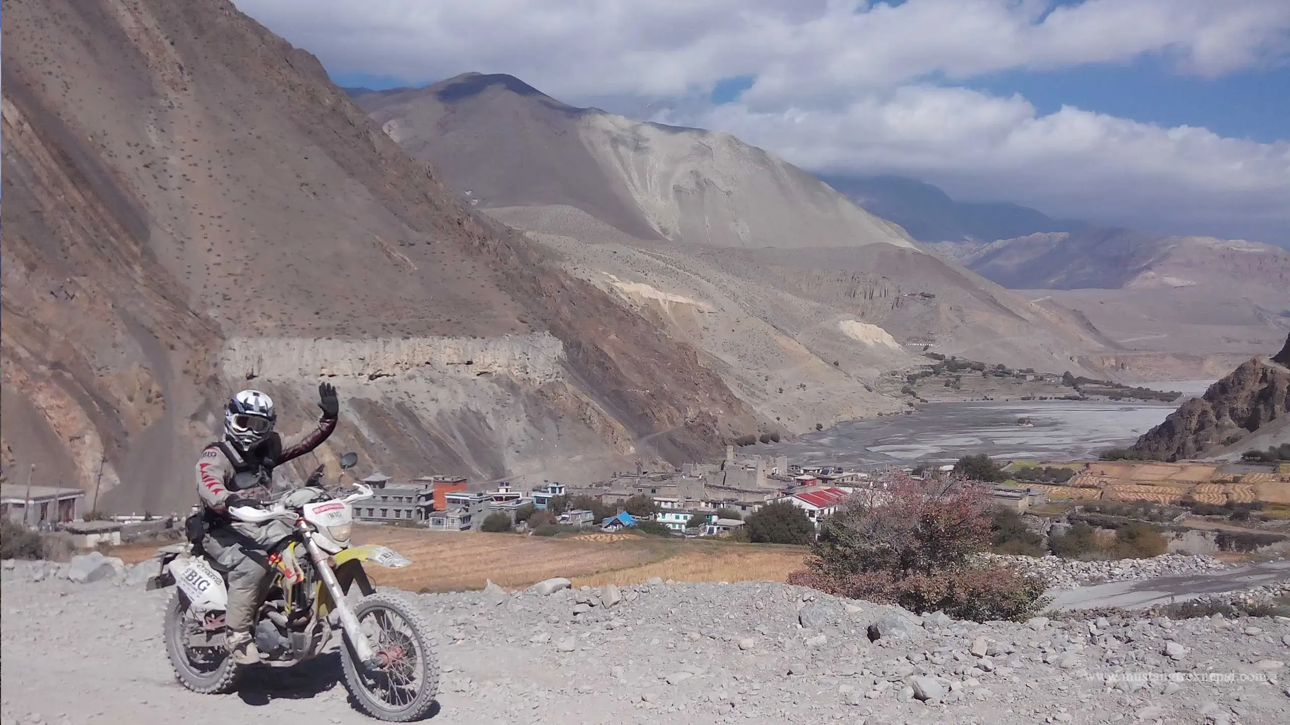 Himalayan royal Enfield tours to Mustang Nepal
