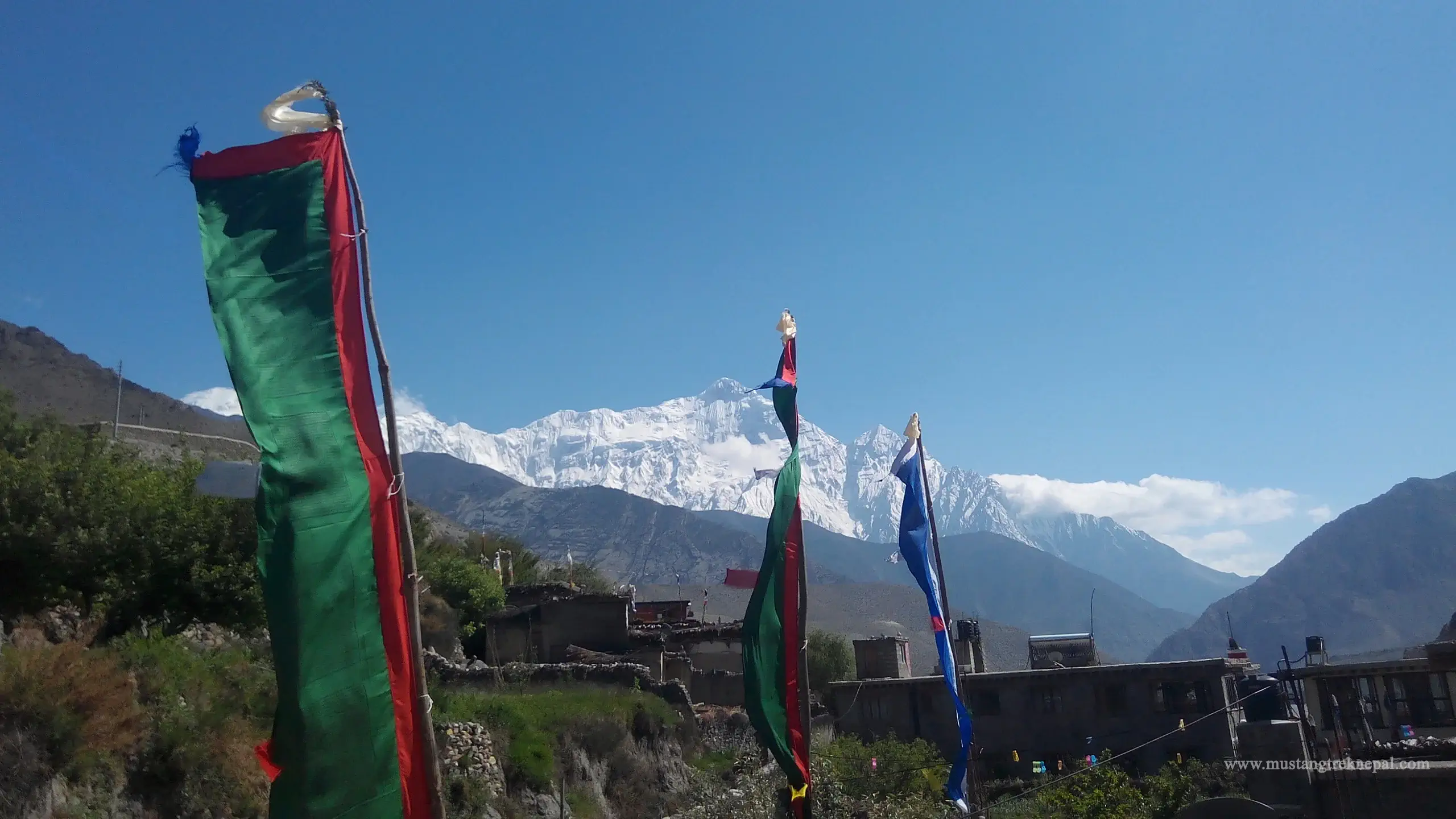 Upper mustang trek pictures in photo gallery of mustang