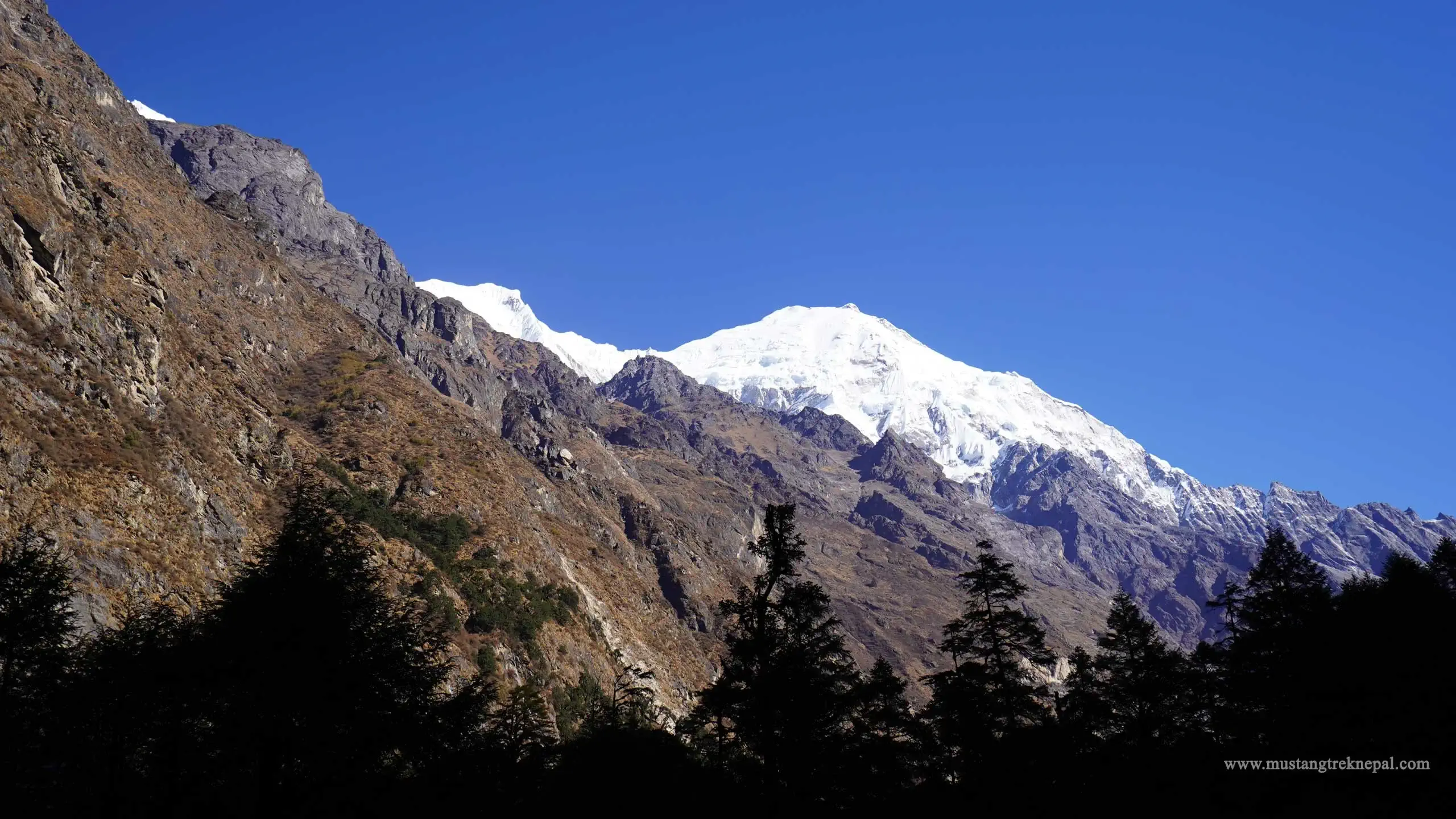 Syabrubesi to Lama Hotel trek distance & Langtang trekking route
