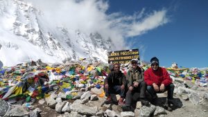 Hire a guide for Manaslu circuit trek Nepal