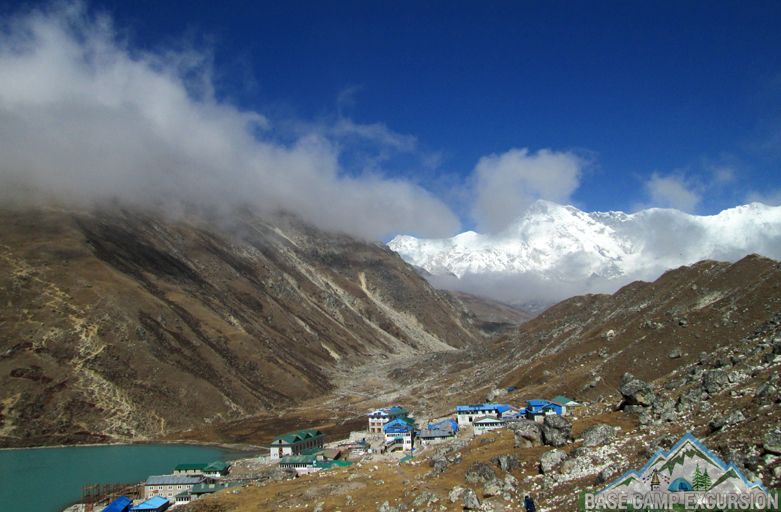Gokyo ri trek to travel around Everest Gokyo lakes trek from Kathmandu