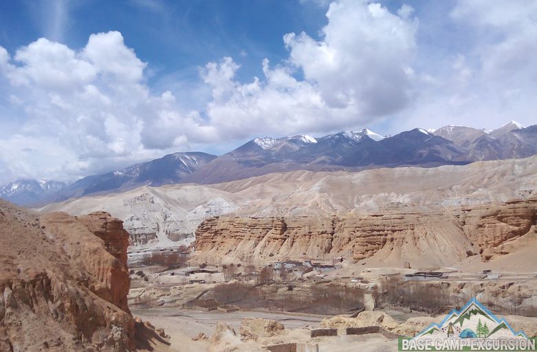 Upper Mustang yoga trek and meditation in Himalayas for wellness
